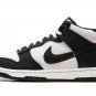 Dunk Mid "Black / White"