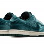 DUNK LO MNS WMNS "Green Velvet"