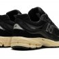 M2002R "Vintage Black White"