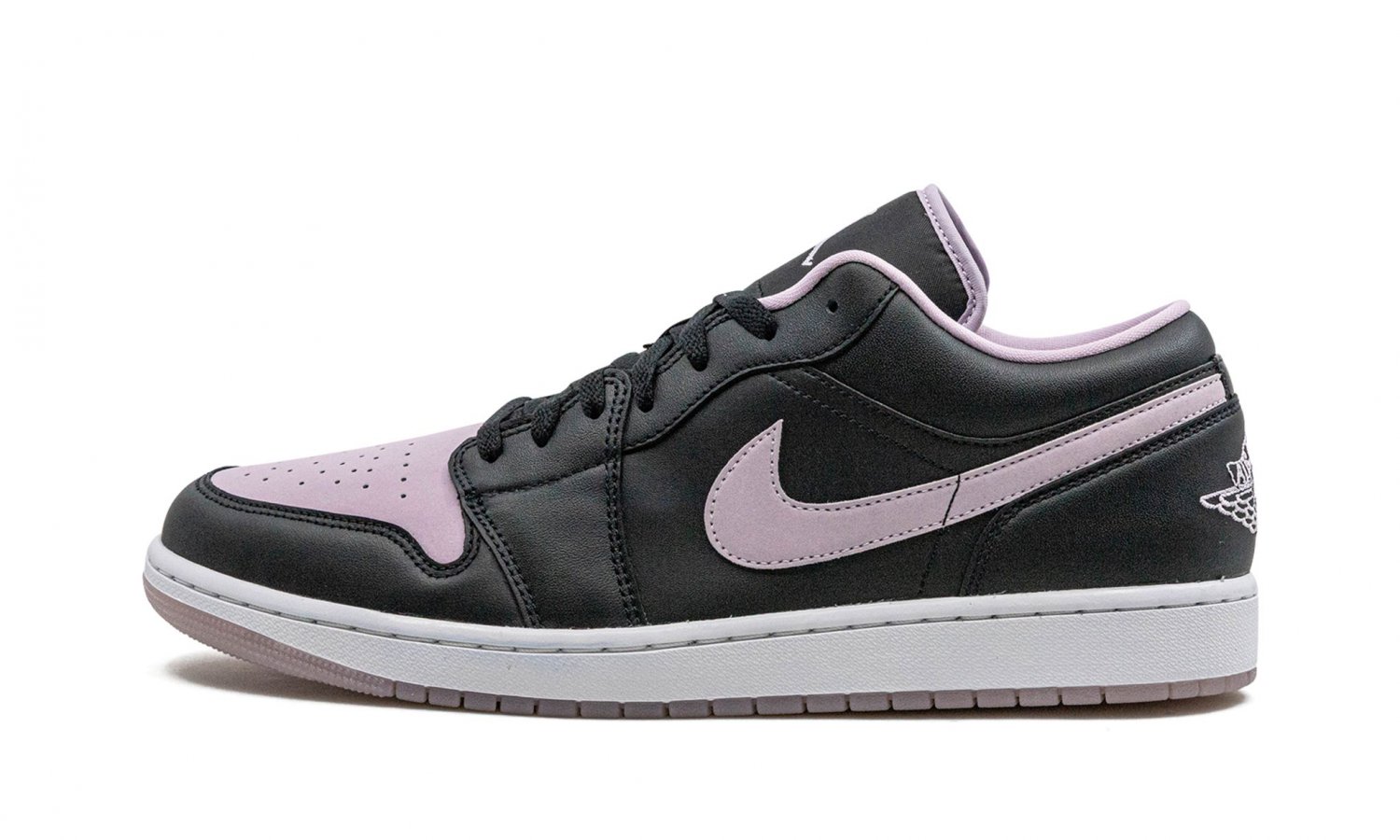 Jordan 1 Low SE "Black Iced Lilac"