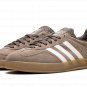 Gazelle Indoor "Earth Strata White Gold Metallic"
