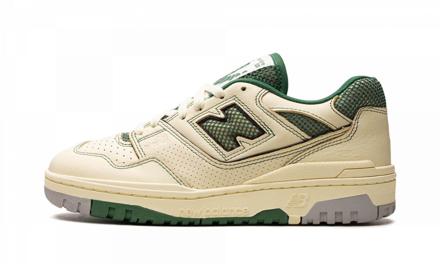 550 "Aim&Atilde;&copy; Leon Dore - Masaryk Community Gym - Green"
