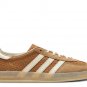 Gazelle Indoor "Brown Desert / Wonder White"