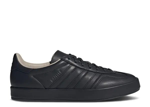 Gazelle Indoor "Luxe Pack Black"