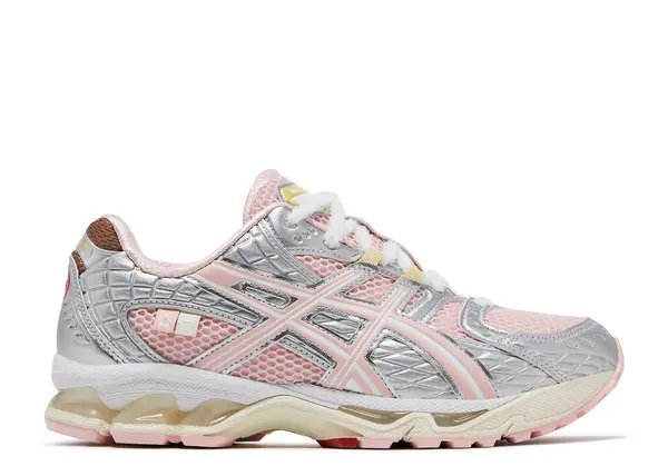 GEL-Nimbus 10.1 "VandyThePink - Strawberry"