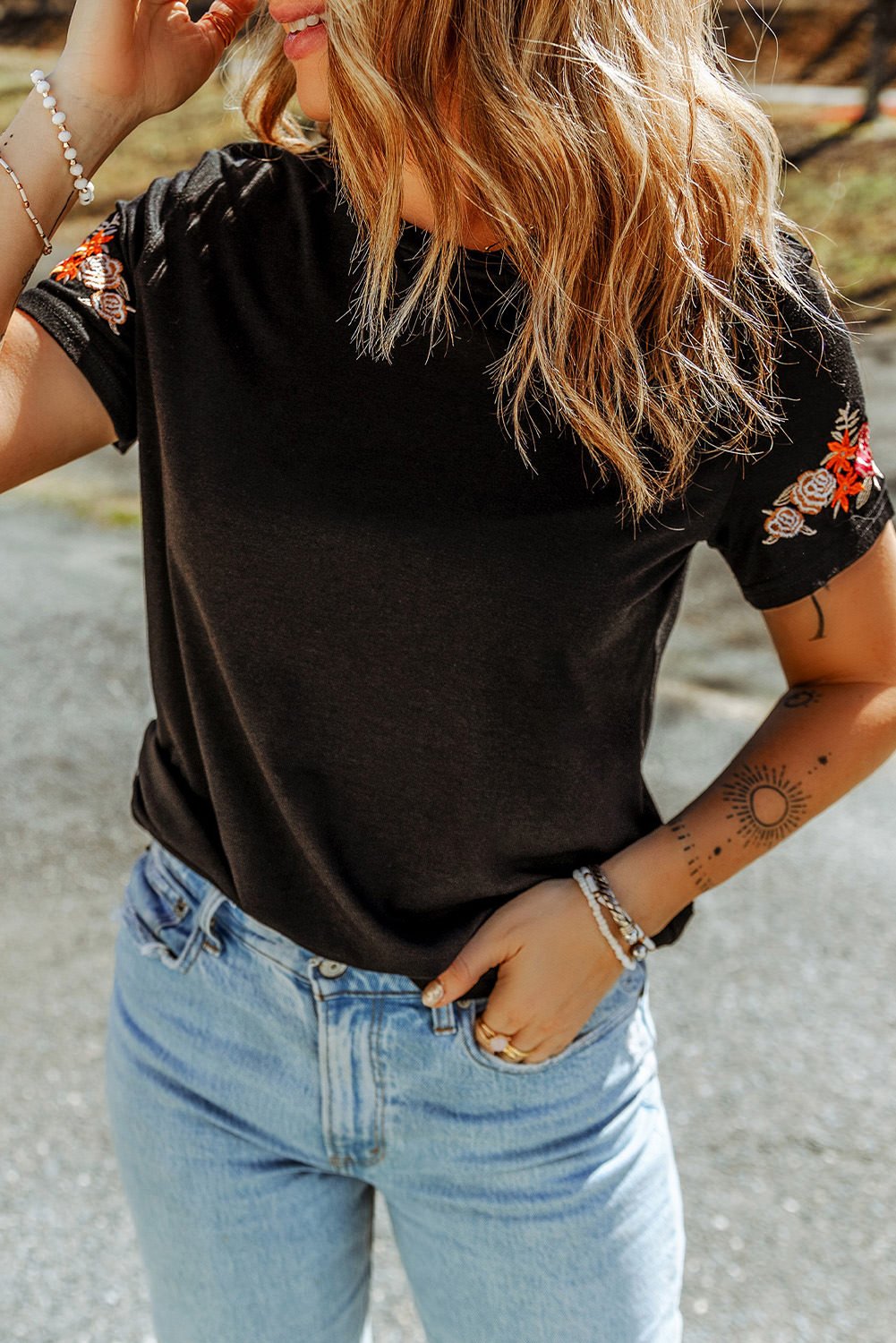 Floral Embroidered Round Neck Short Sleeve Top main image 1
