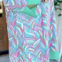 Green Abstract Print Split Neck Bracelet Sleeve Shift Dress