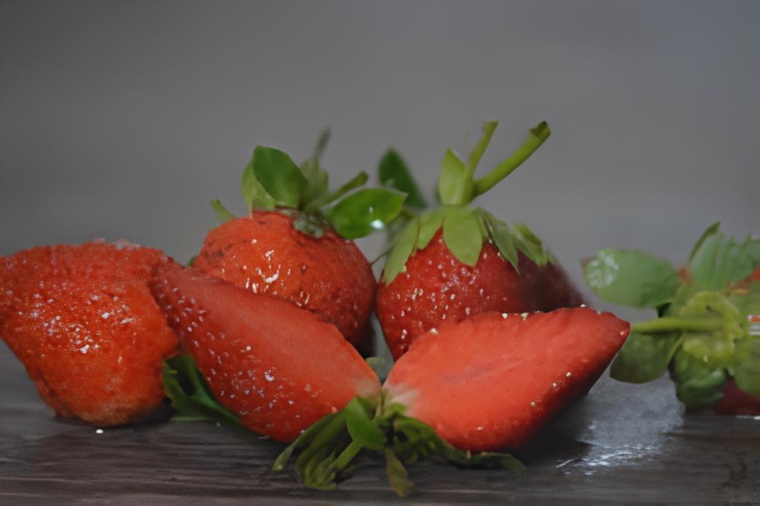 200 Seeds Fragaria Ananassa Rare Giant Flat Strawberry Fresh Seeds