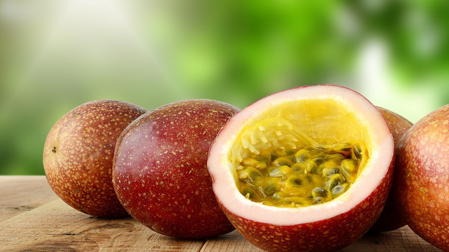 20 Seeds Passion Fruit Passiflora Edulis Fruit Fresh Seeds