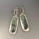Retro geometric green resin earrings Retro geometric green resin earrings