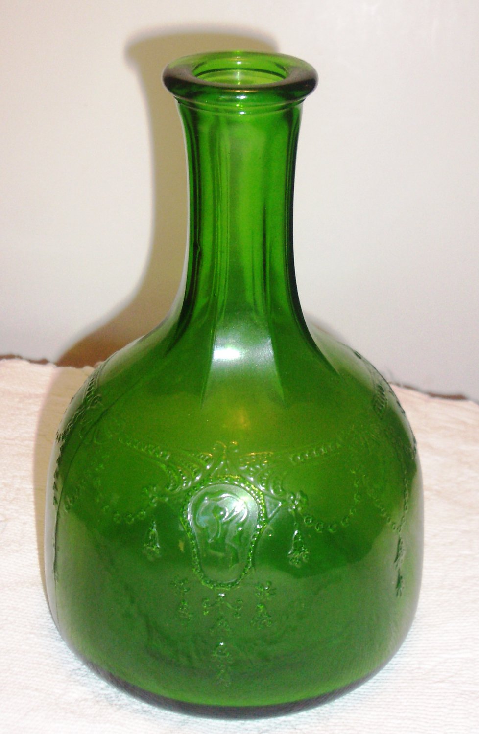 Vintage Green Whitehouse Vinegar Bottle Depression Pattern Cameo Ballerina