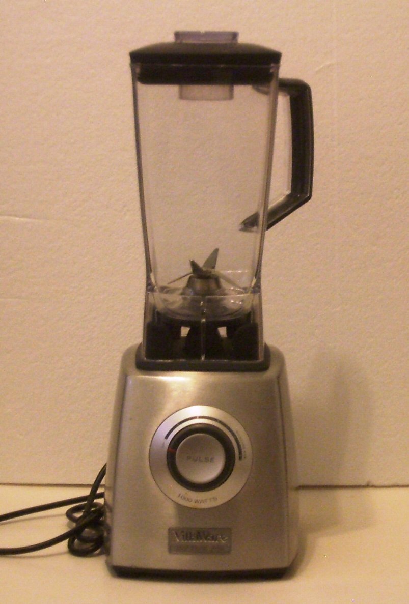 VillaWare Moderno Pro 43000 1000W Countertop Blender Brushed Aluminum