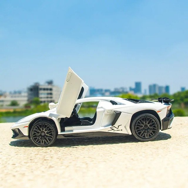 RCY 1:32 Aventador LP750 4 Sports white Car model Diecasts Toy Vehicles Simulation