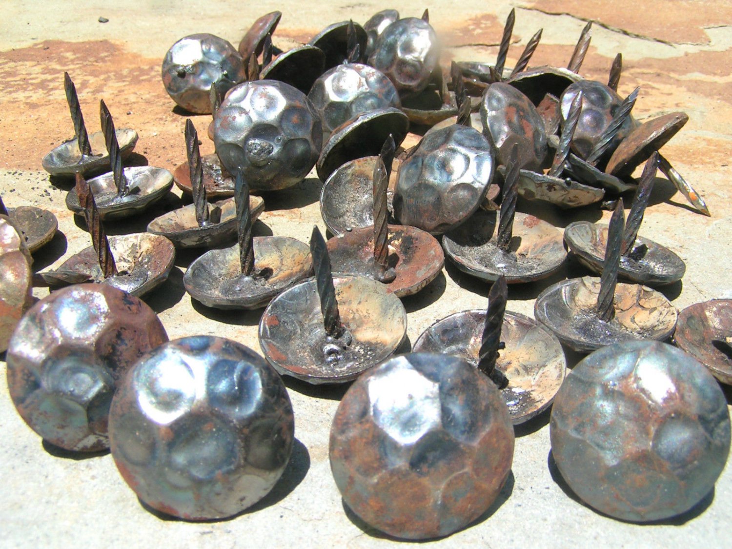 50 Steel Hammered Clavos Decorative Metal Nails Heads Door Furniture Craft 1 in