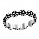 Lady's Daisies Flower Band Ring R2085 Lady's Daisies Flower Band Ring R2085