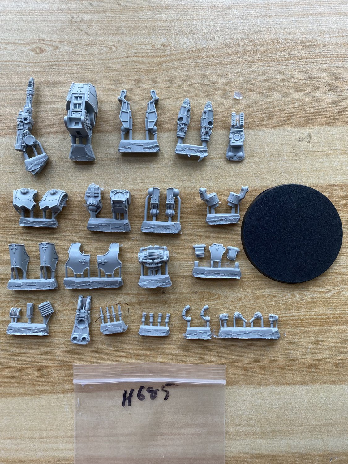 DIRW WOLF HEAVY SCOUT TITAN H685