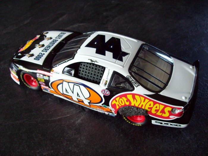 kyle petty hot wheels car