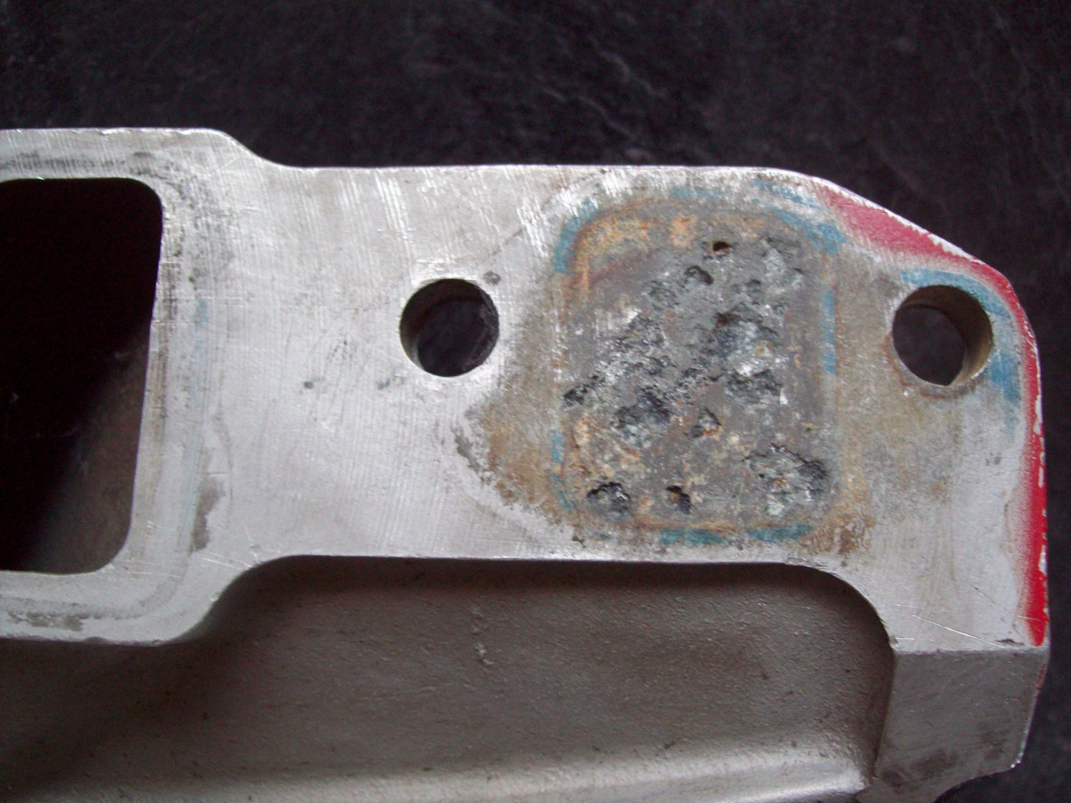 Edelbrock TM1 SBC Chevy intake manifold