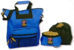 outward hound pet travel gear