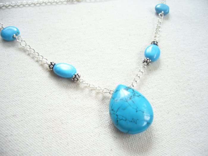 Turquoise & Silver Chain Necklace