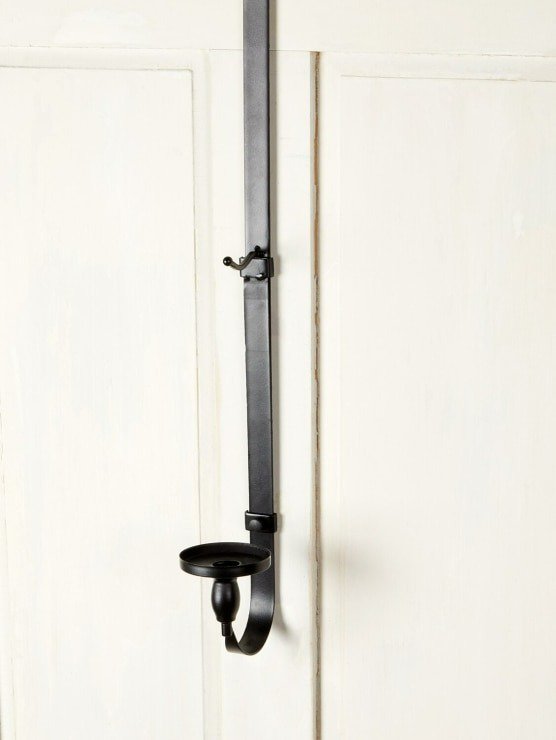 Adjustable OverDoor Wreath Hanger With Candle Holder