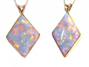 HUGE 21 CARATS SOLID NEON AUSSIE OPAL 14K GOLD NECKLACE