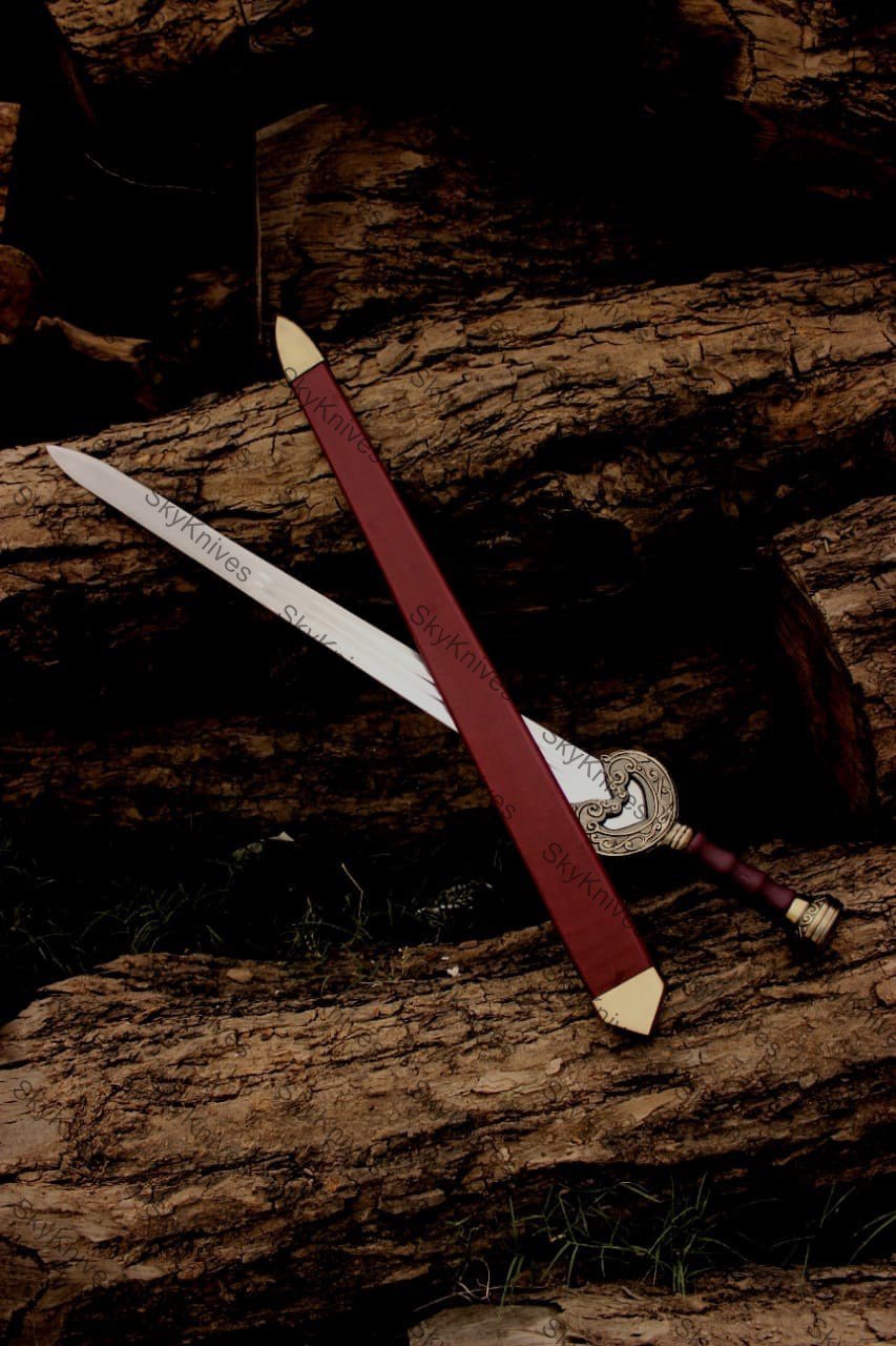 Custom Handmade D2 Theoden Herugrim Replica Sword with Beautifull Scarbed