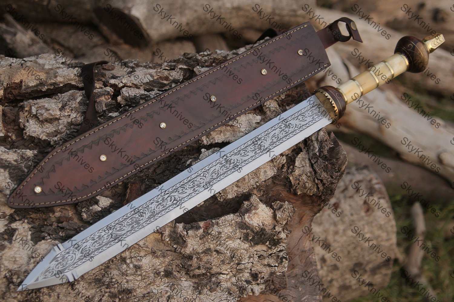 Stainless Steel Handforged sword, longsword, Roman sword, sword with sheath, hand engraved sword