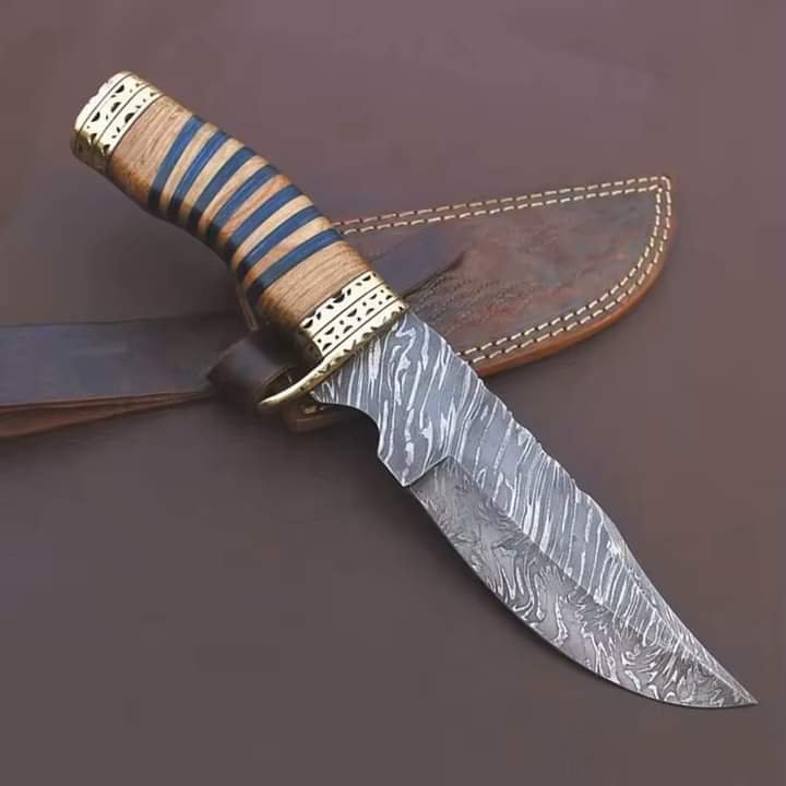 Custom Handmade Dmascus Bowi Hunting knife With Leather Sheath