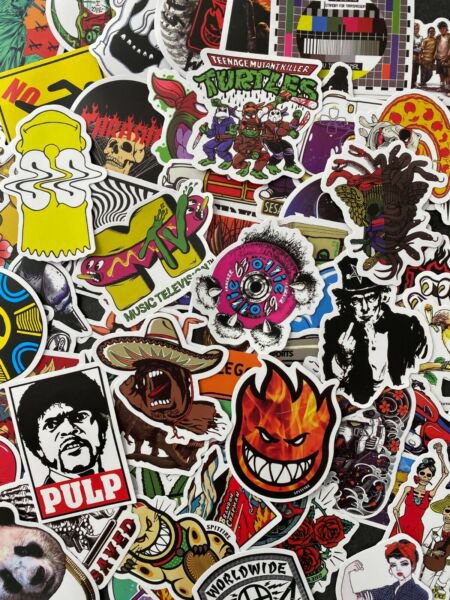 100Pcs Random Brand Logo Decals Themed Waterproof Stickers Pack Skateboards