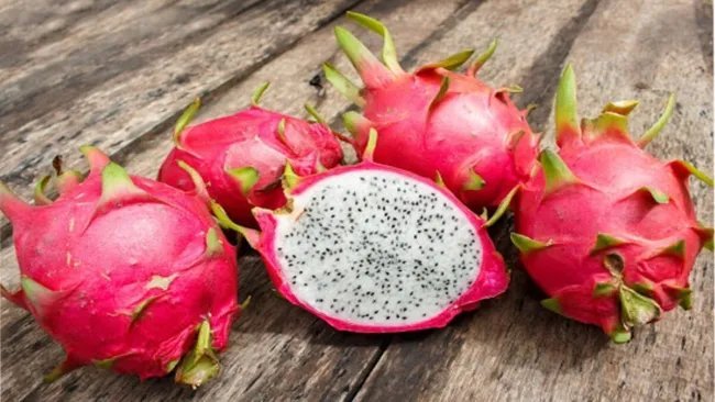 40 Seeds White Dragon Fruit (Pitaya / Strawberry Pear) Hylocereus Undatus Cactus Fresh Garden