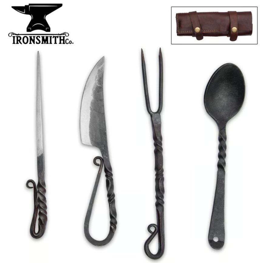 MEDIEVAL DINING SET WITH CASE INCLUDES HIGH CARBON STEEL