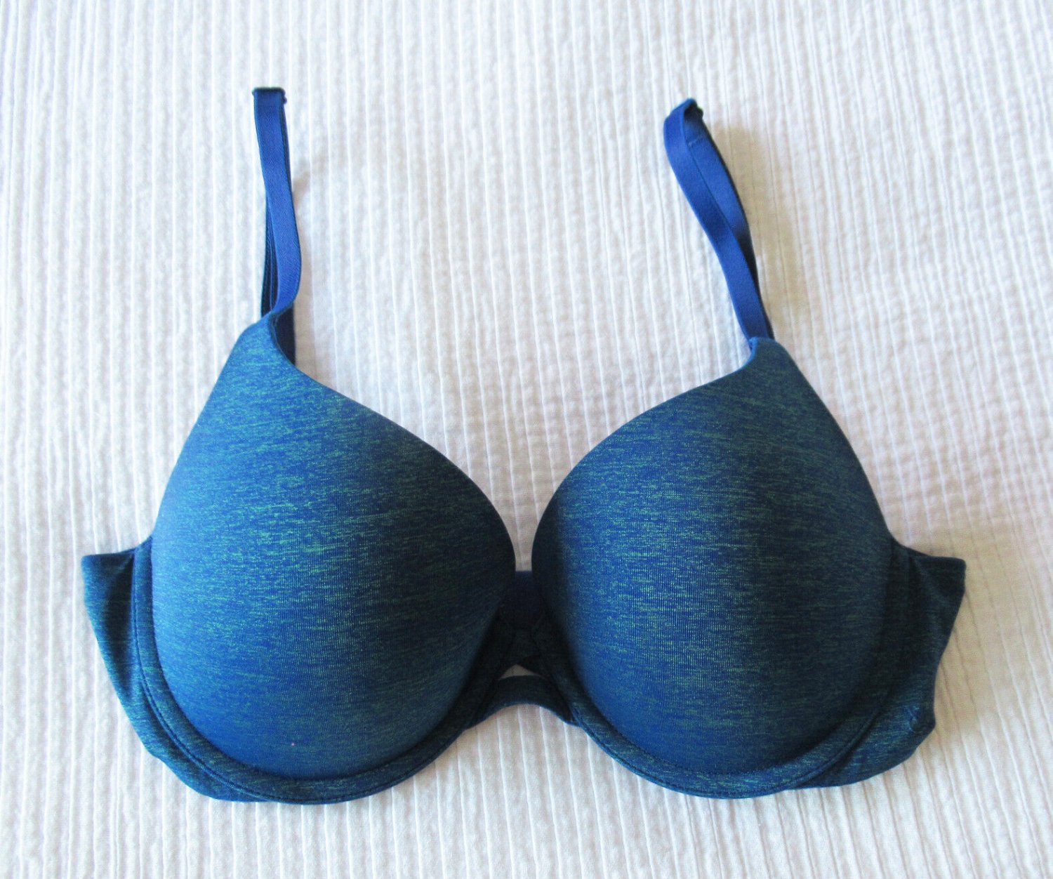 Victoria's Secret Perfect Shape underwire bra 32D - excellent condition