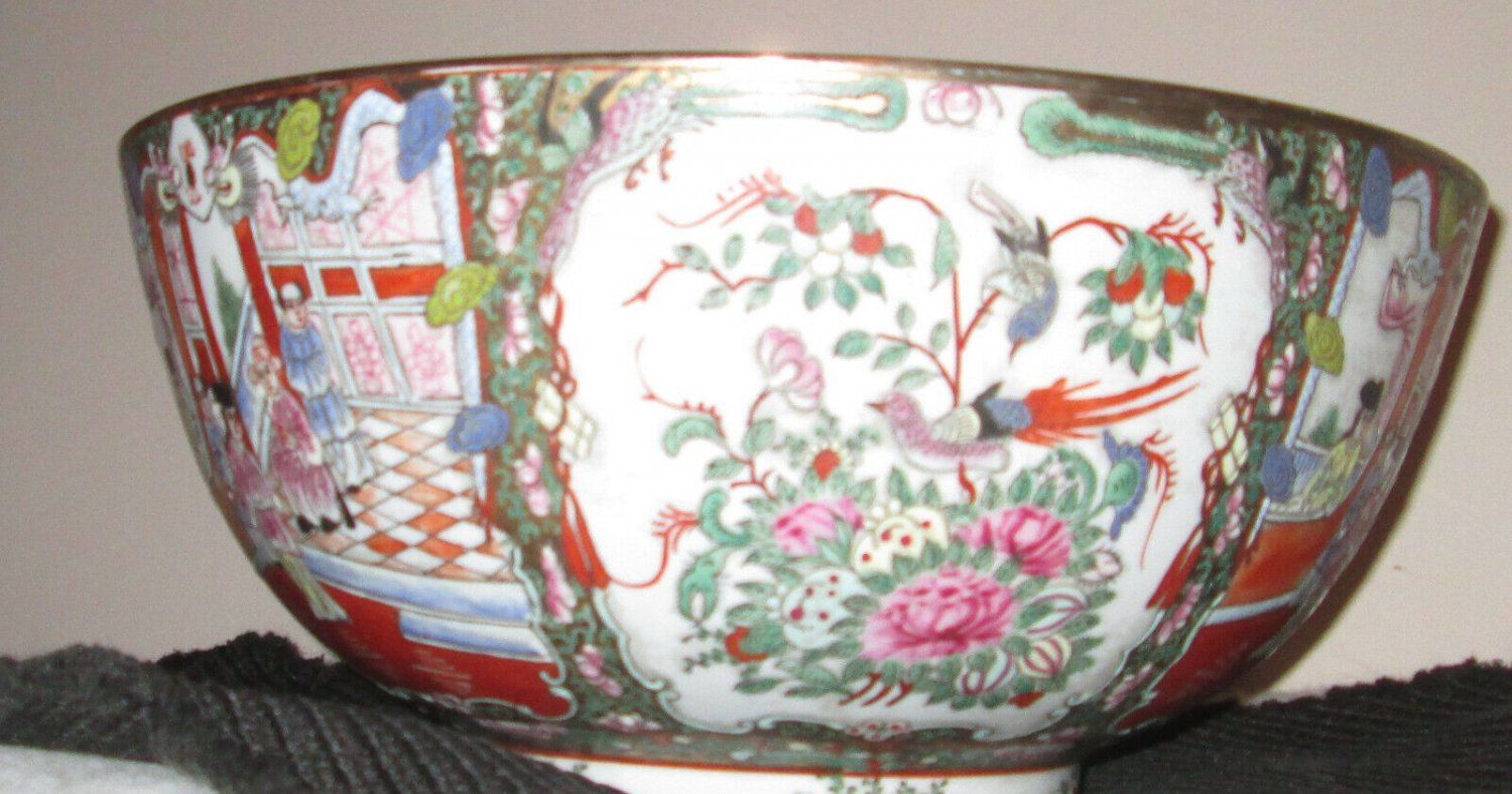 Large Chinese Export Porcelain Famille Rose Medallion Punch Bowl 19th Century
