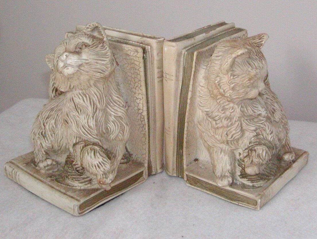 COLLECTIBLE UNIVERSAL STATUARY CORP KITTY /CAT BOOKENDS CHALKWARE MAROTTA