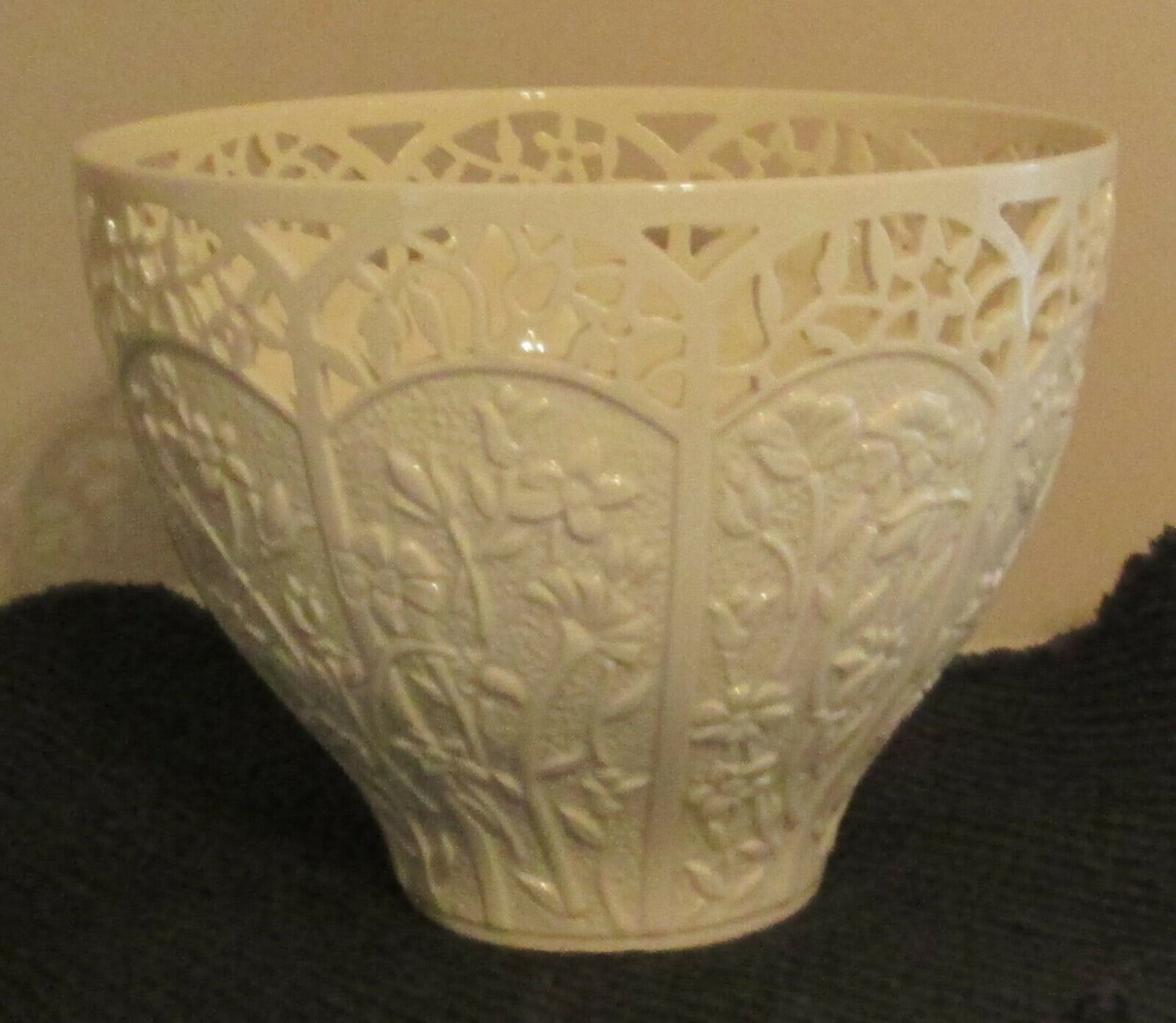 Tall Lenox White Porcelain Jasmine Centerpiece Bowl  Dish