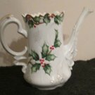 VINTAGE LEFTON WHITE HOLLY BERRY TEA POT / COFFEE  NE1964