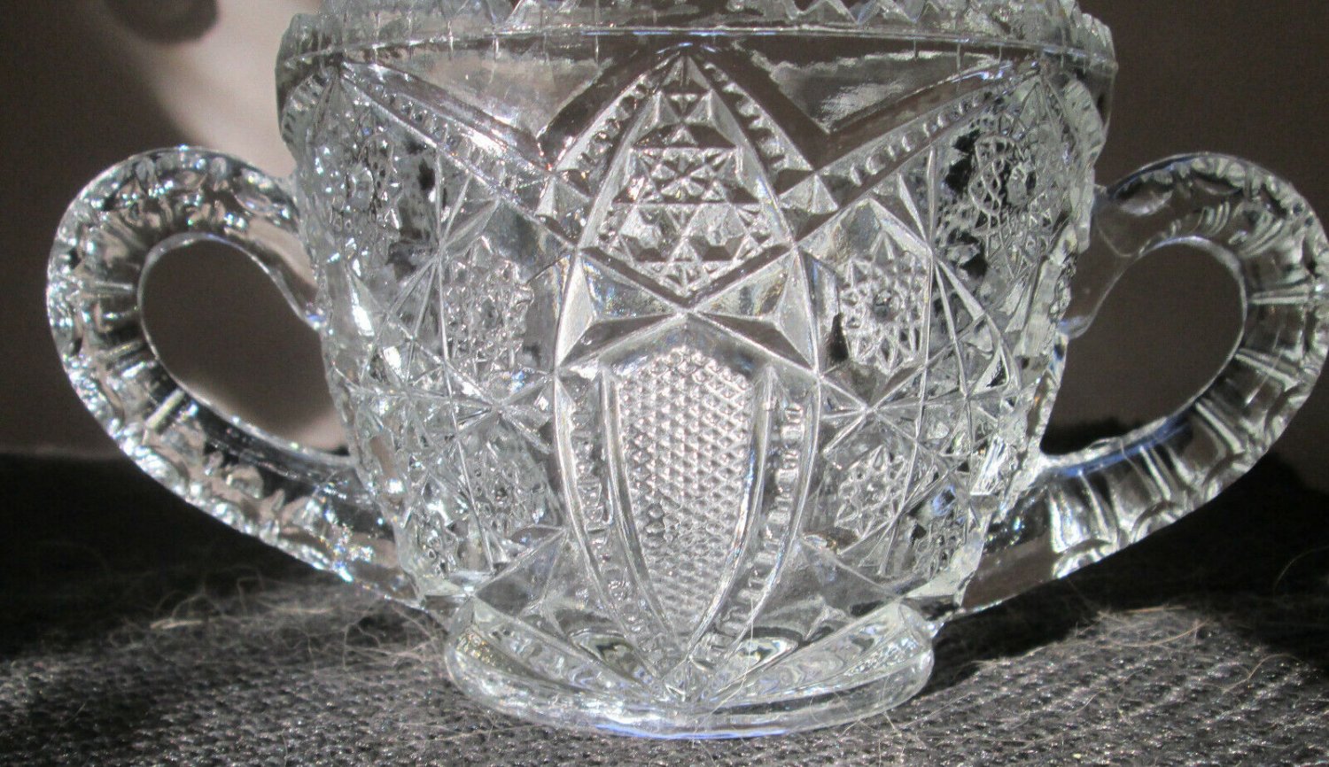 McKee Fentec PresCut EAPG Glass Crystal Clear Open Sugar Bowl USA Saw Tooth Edg