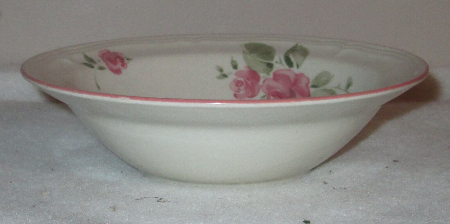 Gibson Housewares Roseland 7&acirc;�� Soup Cereal Bowls Ivory W/ Pink Roses