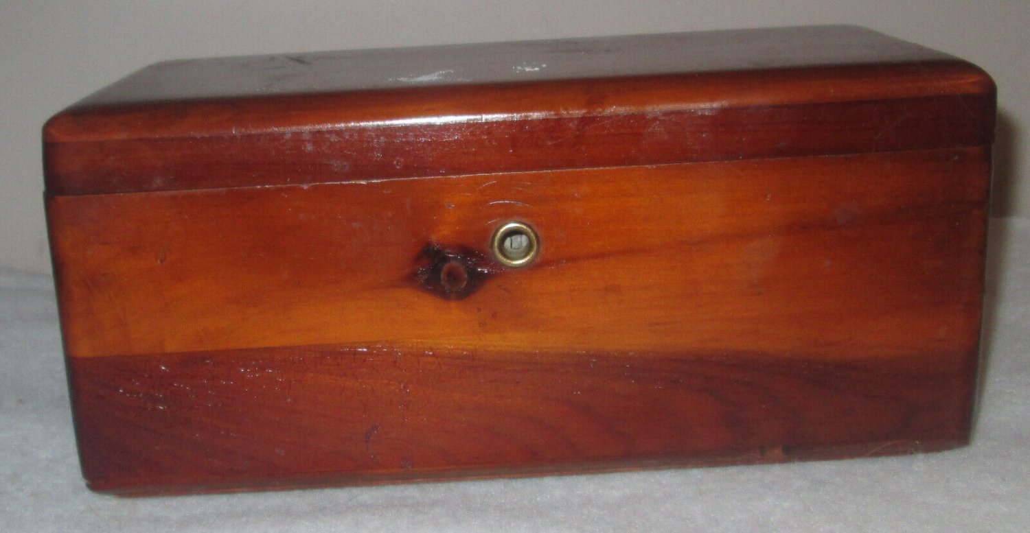 Vintage Mini Lane Cedar Wood Chest Box Jewelry Trinkets No Key Malden, MO