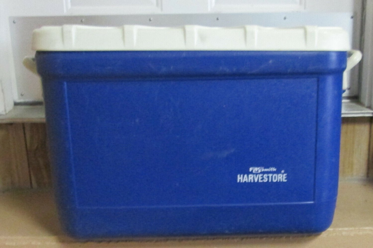 Vintage 80s Harvestore Systems Large Ice Chest Farm Ag Farming Logo