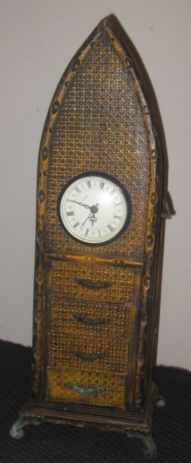 Boat shaped Wicker woven Jewelry or Trinket Box Cabinet 4 Drawers Working Clock