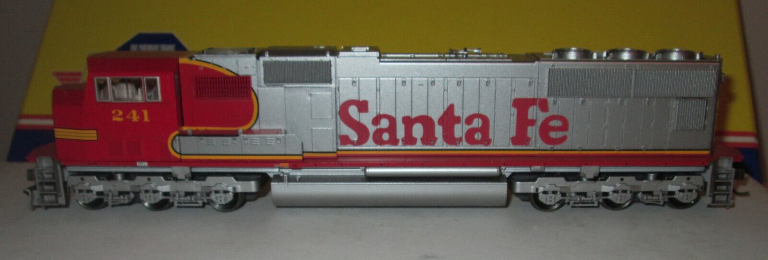 Athearn Genesis G6138 HO Scale Santa Fe #2 SD75M Road #241   NIB