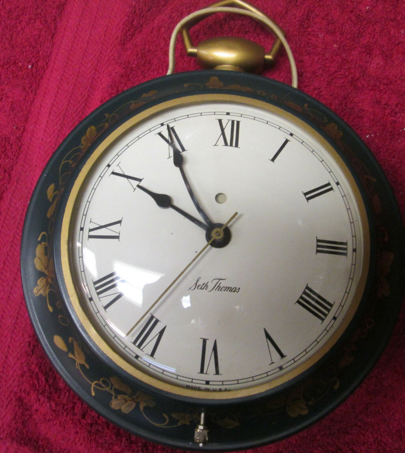 Seth Thomas vintage clock - electric and in working condition E923-009
