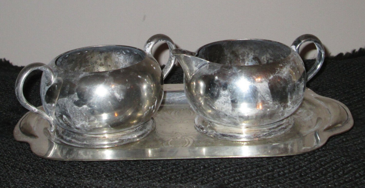 KEYSTONE WARE SILVER PLATE CREAM & SUGAR WITH SERVING TRAY  CENTERPIECE