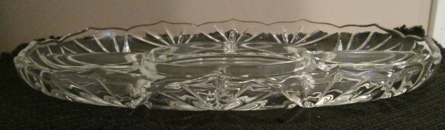 LEAD CRYSTAL OVAL RELISH TRAY DISH  CENTERPIECE