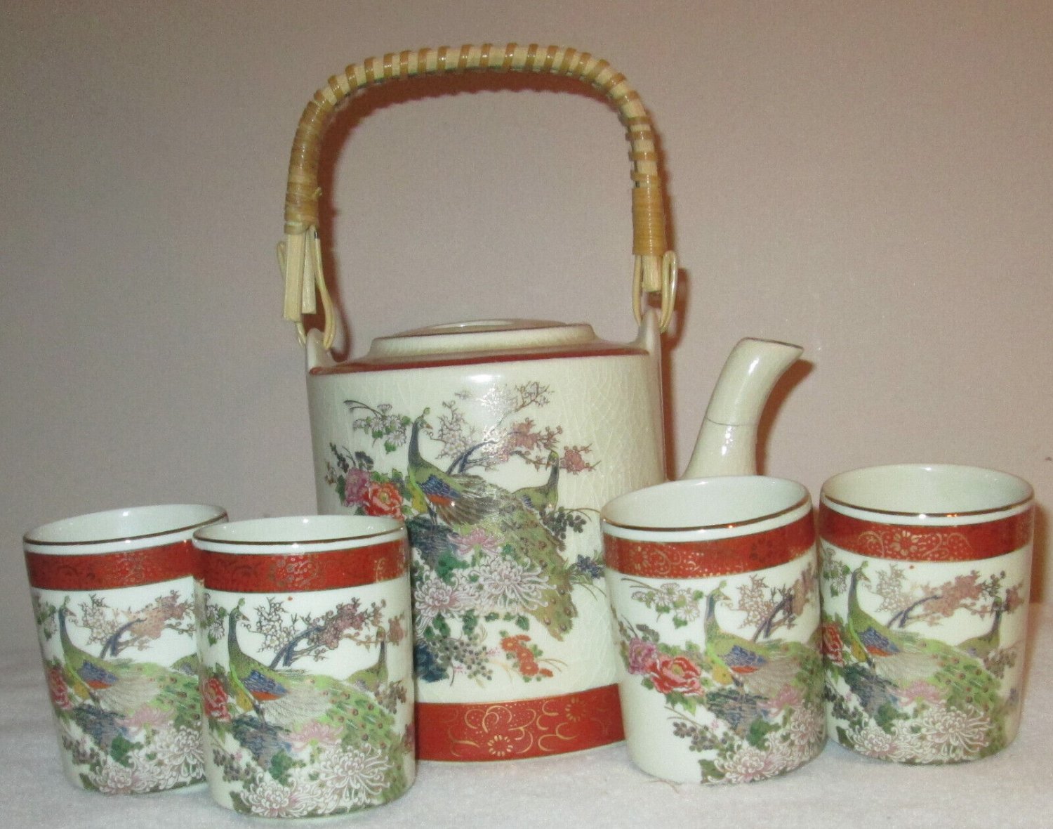 SATSUMA Porcelain Teapot with Lid & 4 Cups Japan Peacock