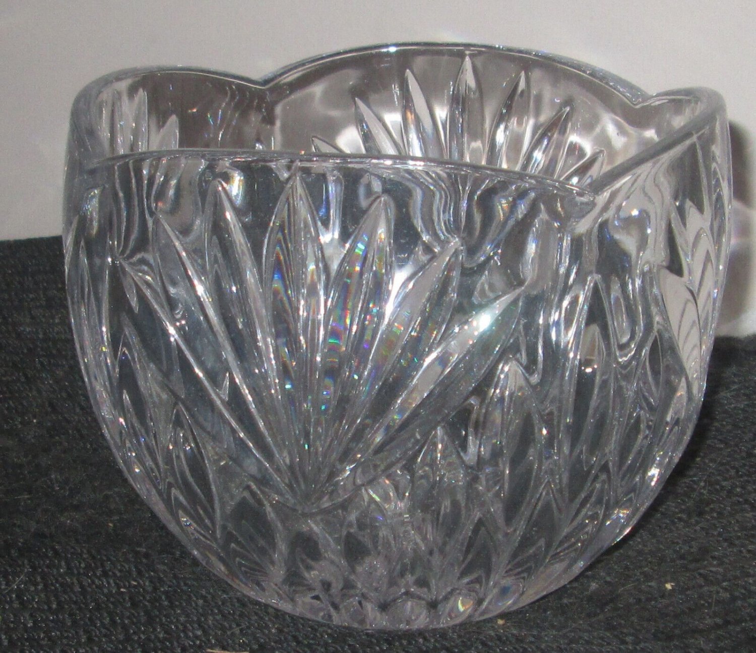 Princess House #950, Highlights Pattern, 24% Lead Crystal Rose Bowl -Germany NIB