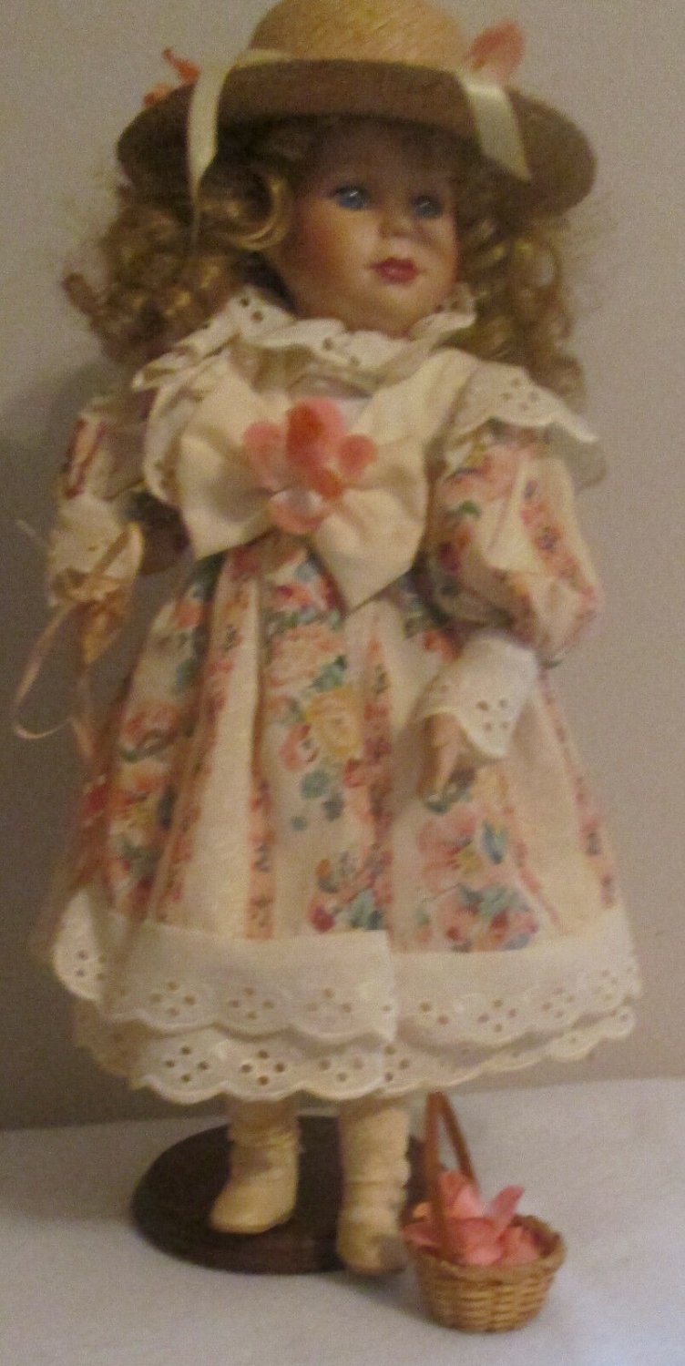 WIMBLEDON DOLL COLLECTION "CINDY" #3050  19" TALL PORCELAIN DOLL