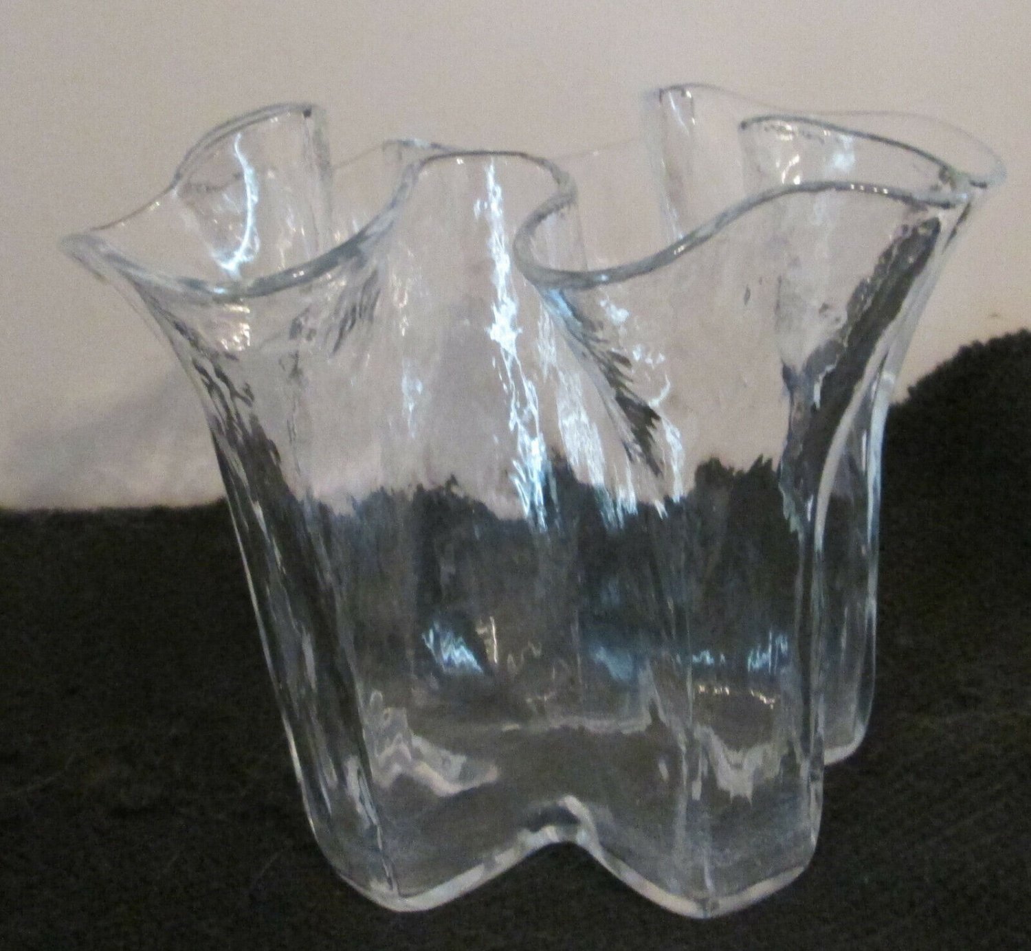 Muurla Finland Clear Ruffle Handkerchief Vase 6.25" Vintage MCM Hand Blown Glass
